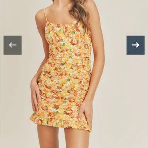 Lush sunflower ruched dress